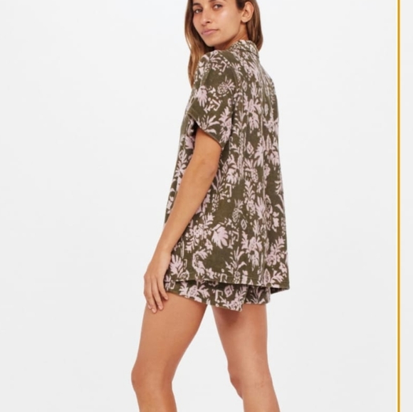 The Upside - Cocos Shorts and Shirt - Picture 5 of 13